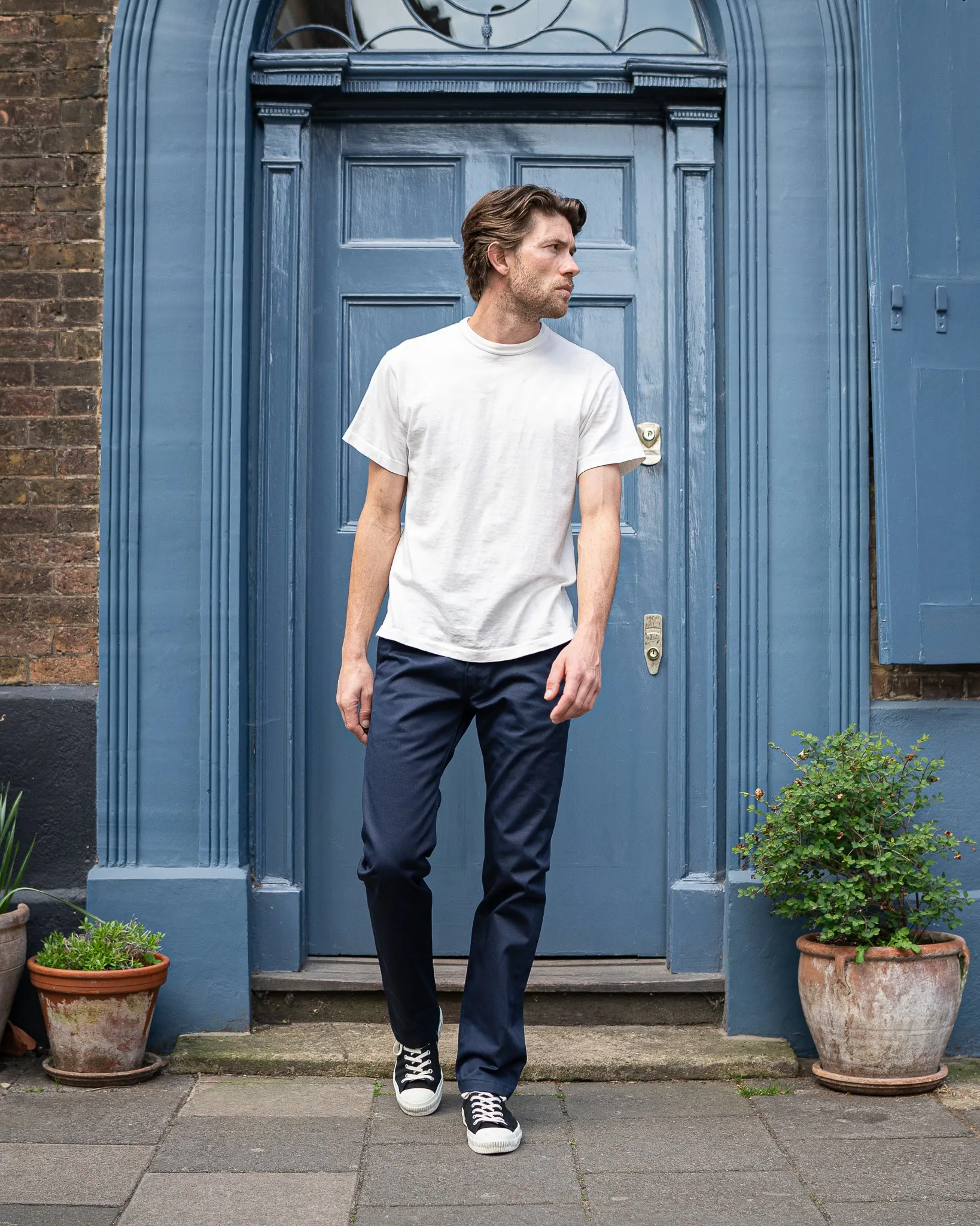 9oz Mercerised Selvedge Cotton Slim Tapered Chinos - Navy