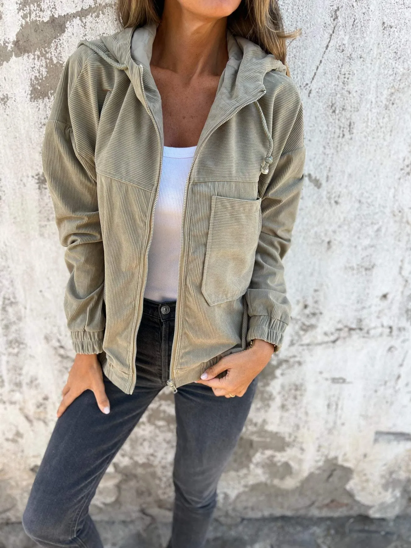Ariellee | Casual jacket with hood and zipper