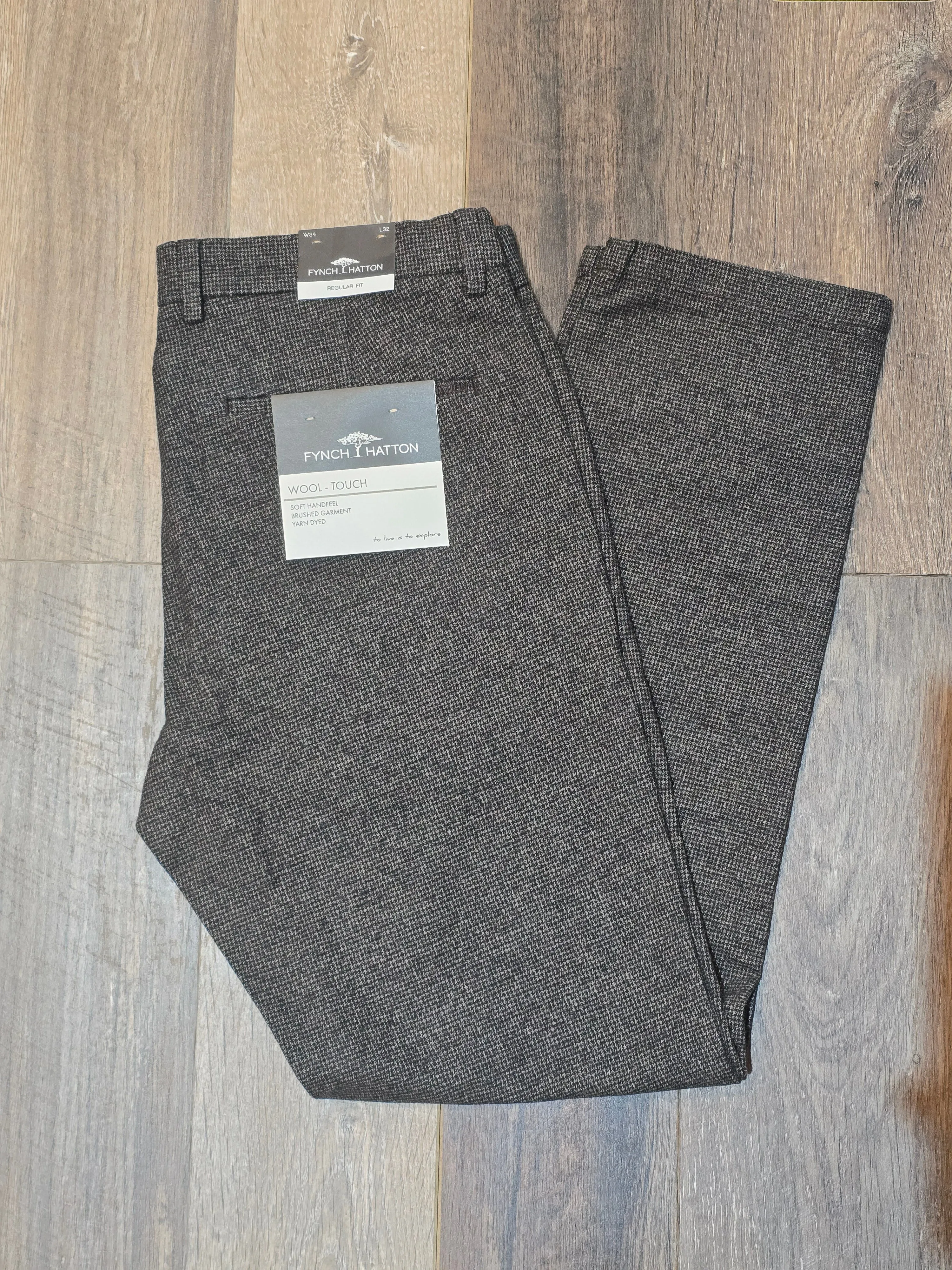 FYNCH-HATTON REGULAR FIT WOOL LOOK CHINOS