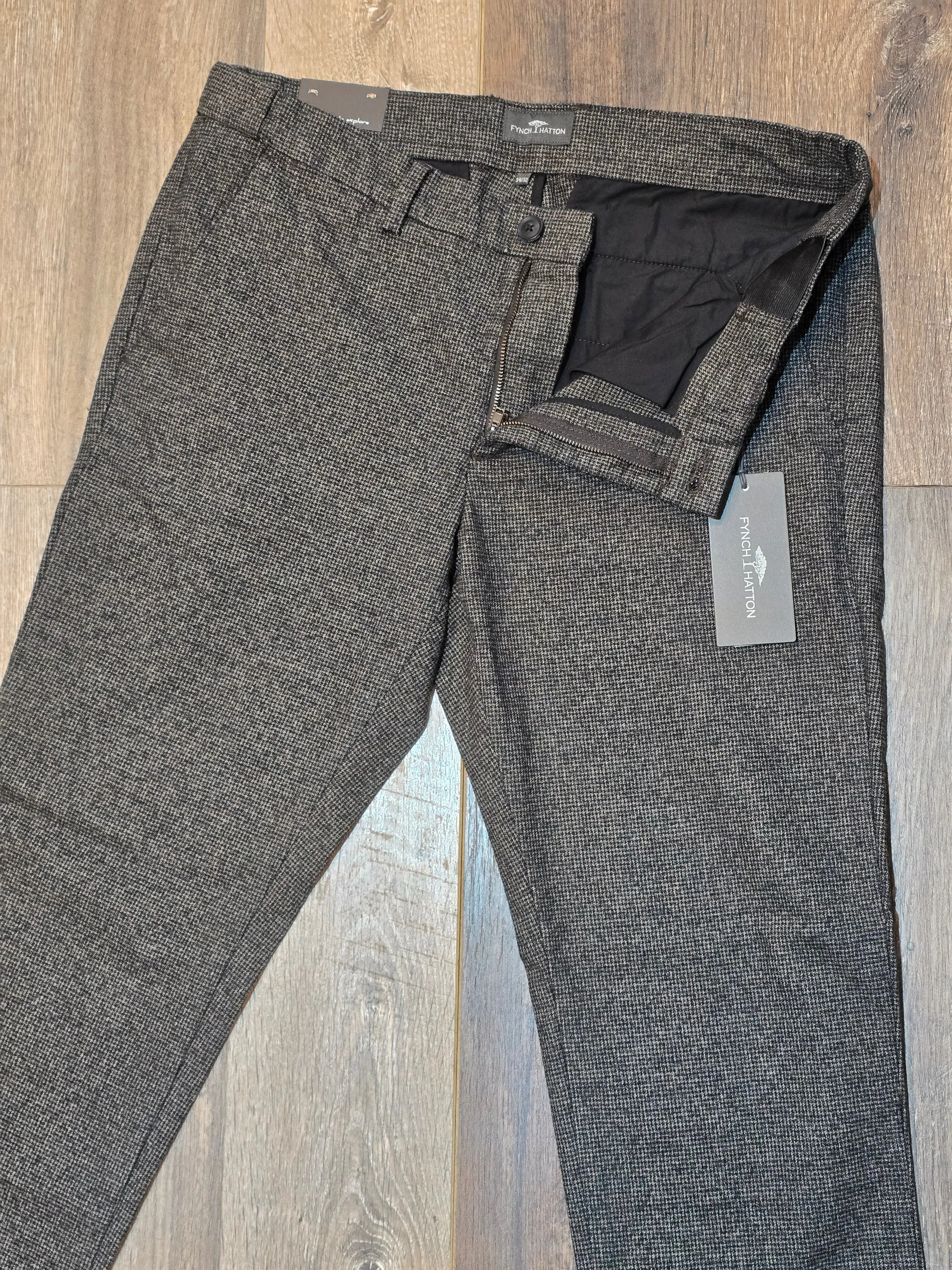 FYNCH-HATTON REGULAR FIT WOOL LOOK CHINOS