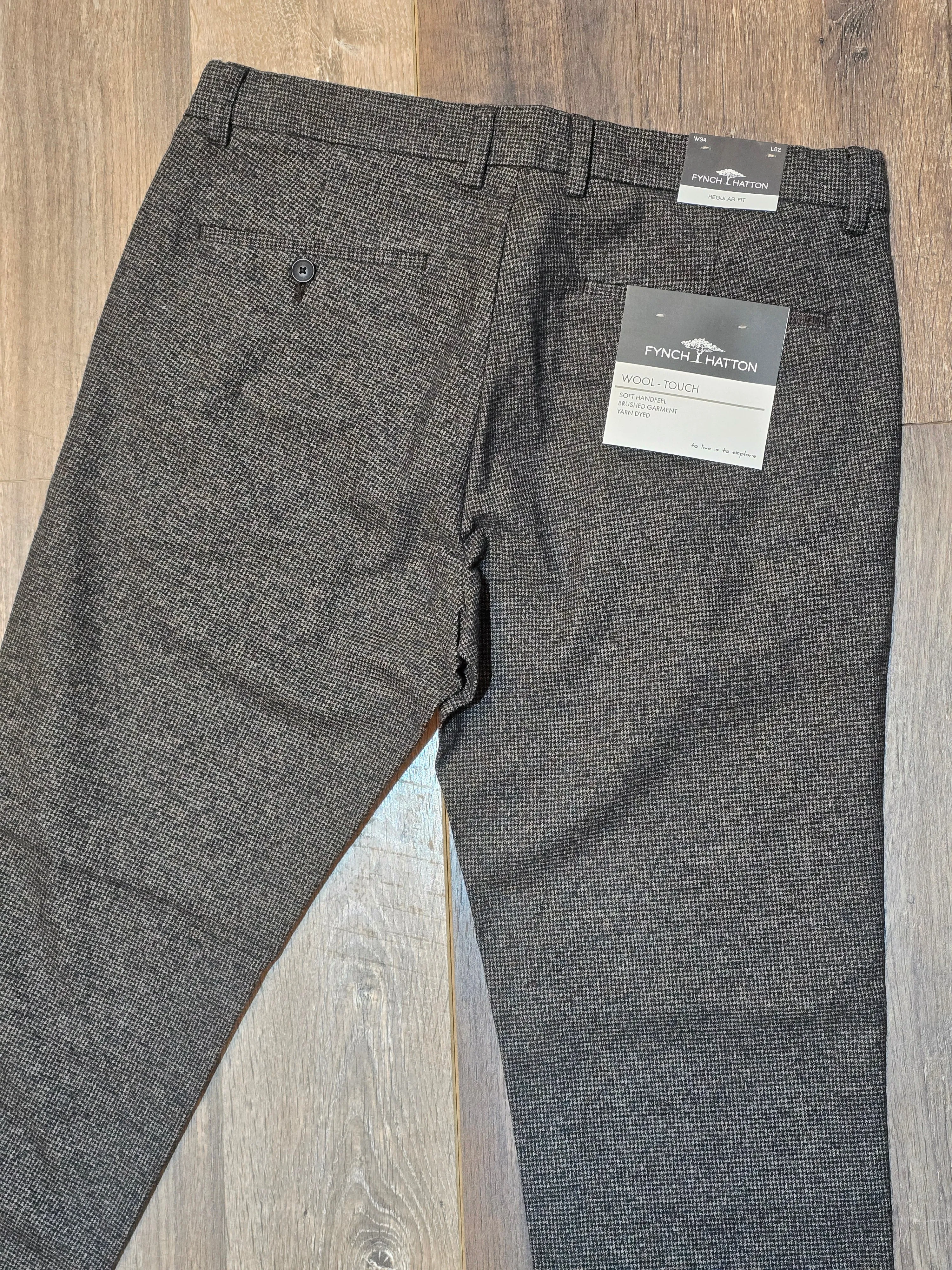 FYNCH-HATTON REGULAR FIT WOOL LOOK CHINOS