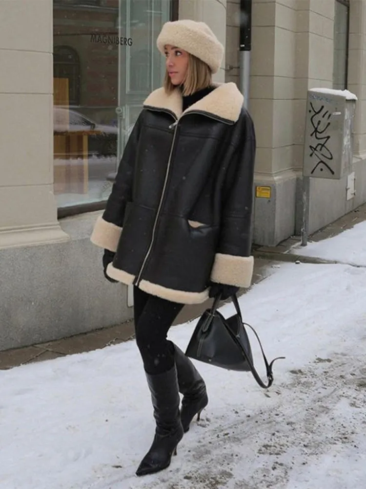 Joan | Elegant warm fur coat
