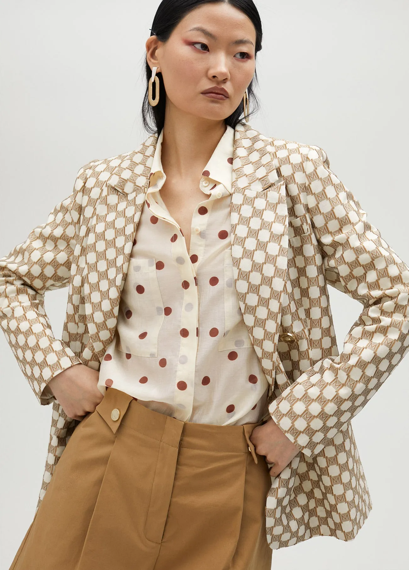 Logo blazer