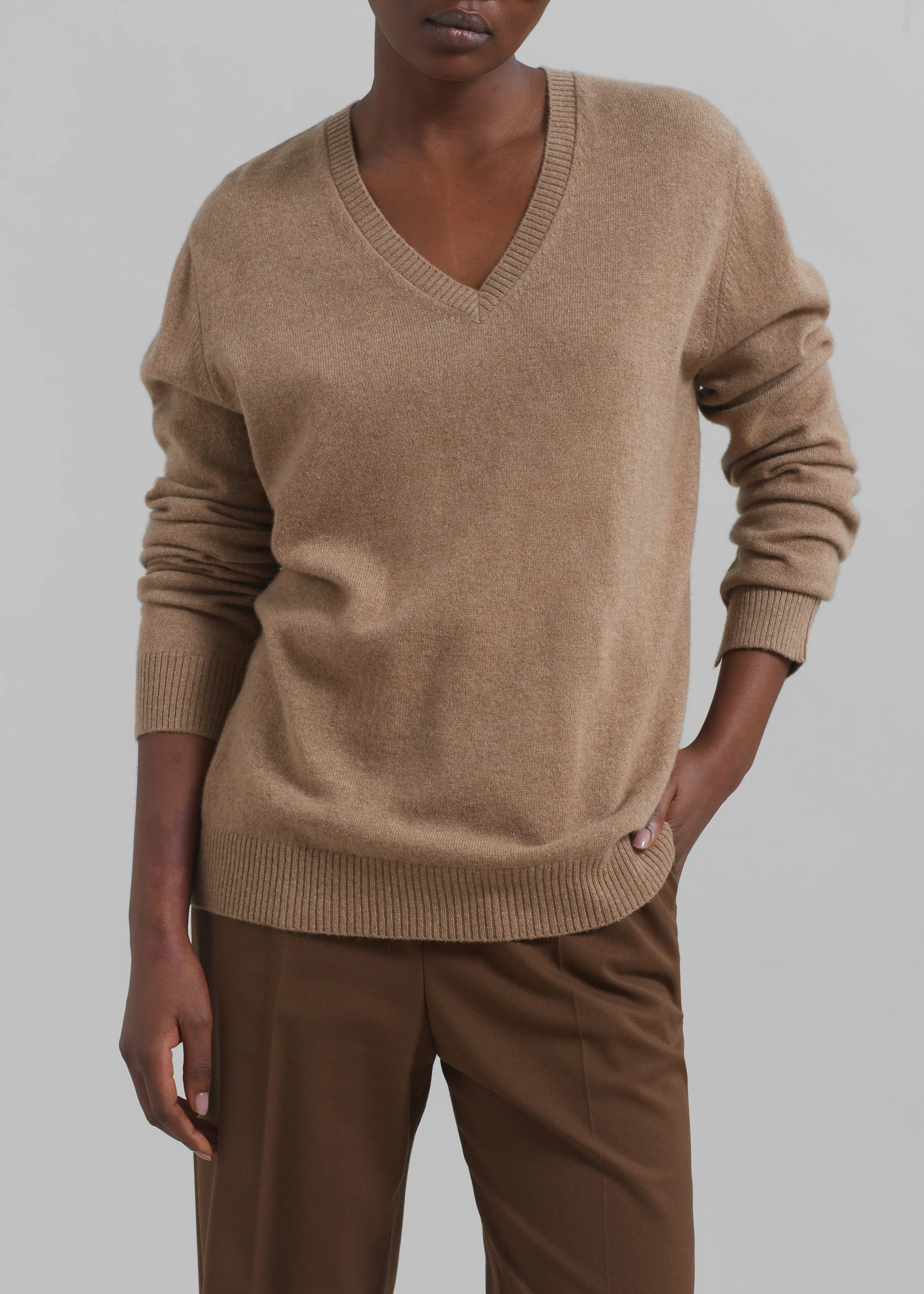 Loulou Studio Serafini V Neck Cashmere Sweater - Sand Melange