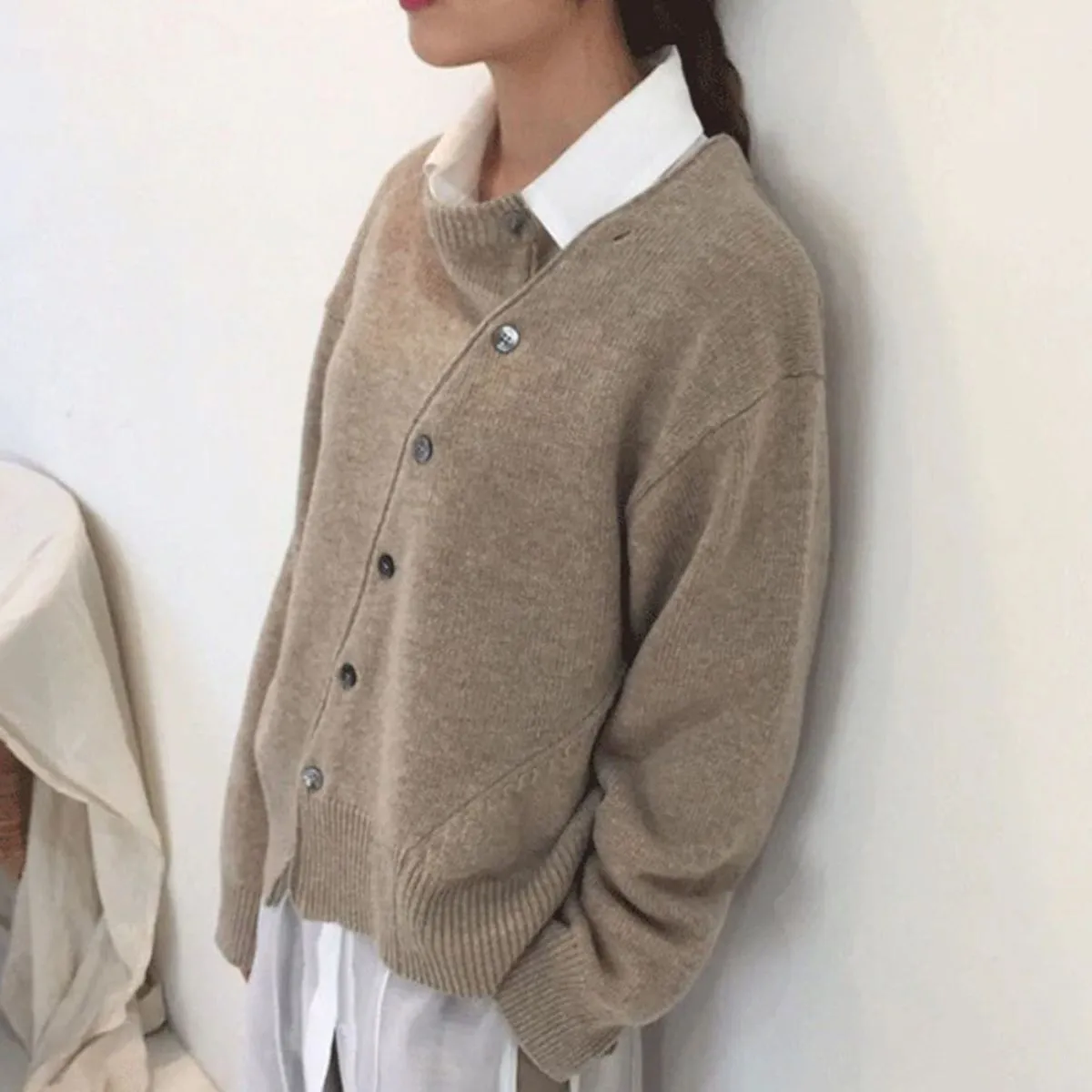 Molly | Comfortable wrap jacket with playful button placket