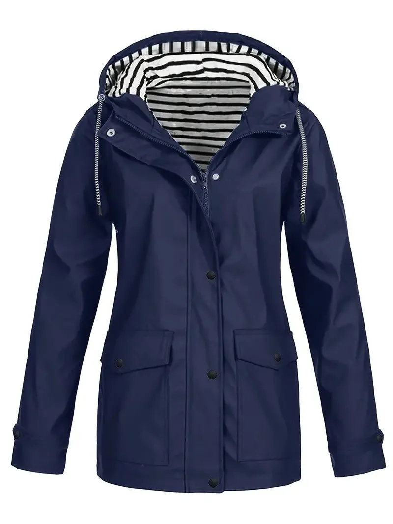 Raia | Modern raincoat