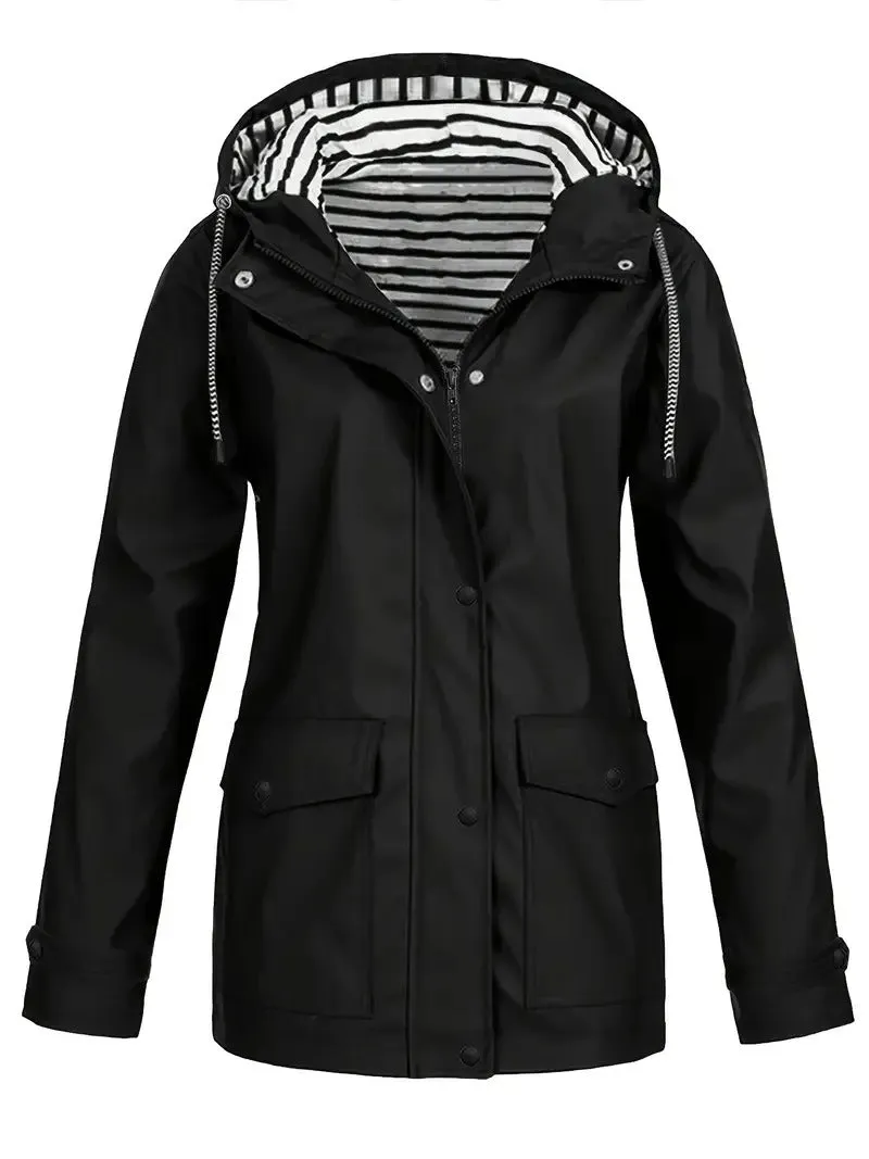 Raia | Modern raincoat