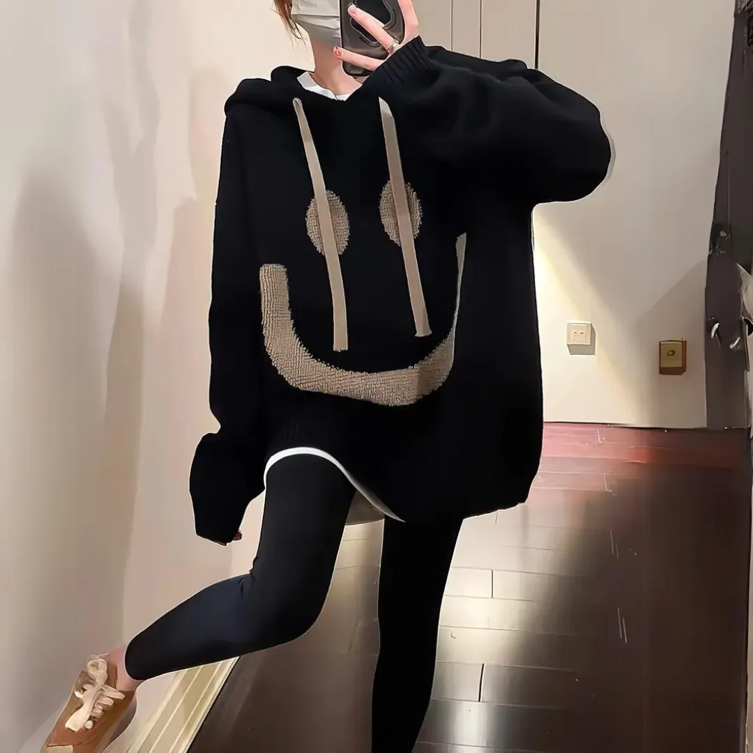 Smile - Warm and cozy hoodie